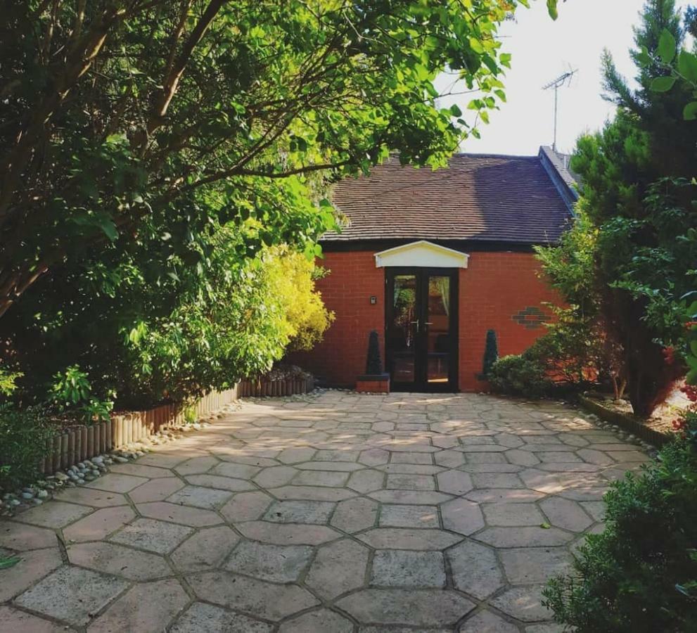 The Old Chapel Cottage เลห์ตันบัซซาร์ด ภายนอก รูปภาพ
